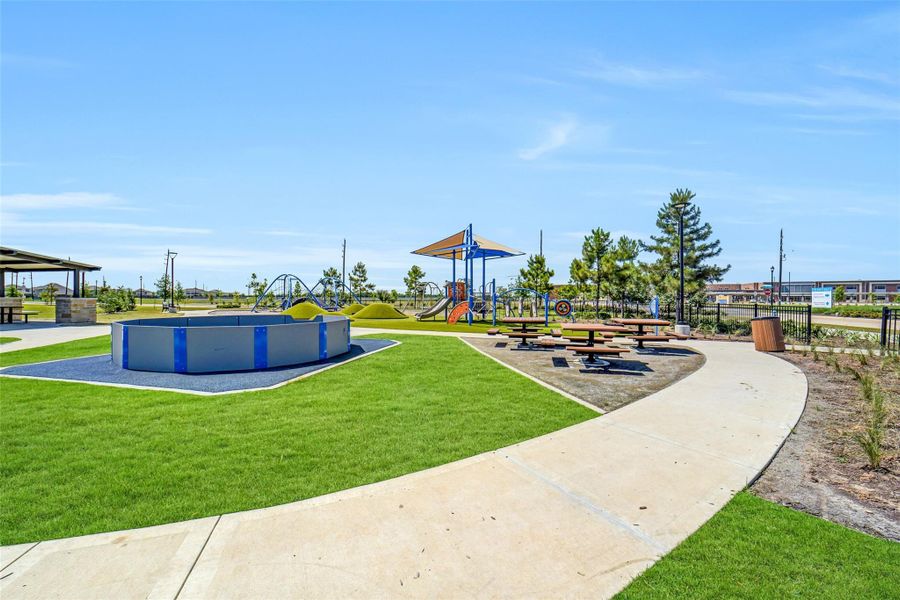 Community amenities in Sunterra, Katy (Image 32). Community amenities in Sunterra, Katy (Image 32).