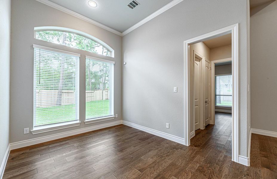 **Representative Photo** **Representative Photo**