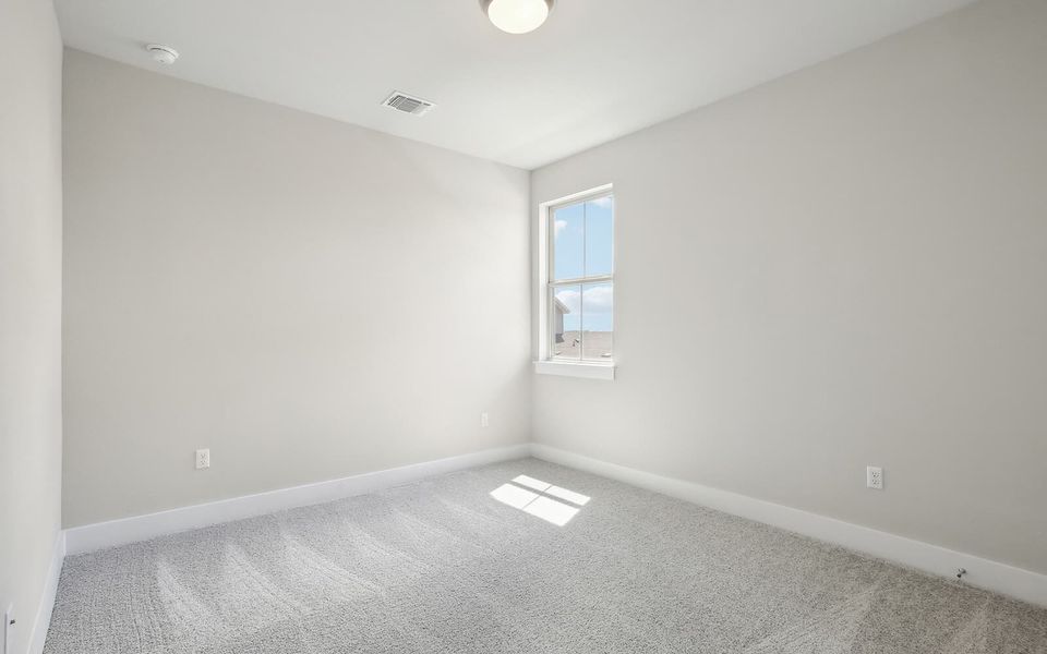Spacious, unfurnished interior of a new home in Easton Park, Austin (Image 7). Spacious, unfurnished interior of a new home in Easton Park, Austin (Image 7).