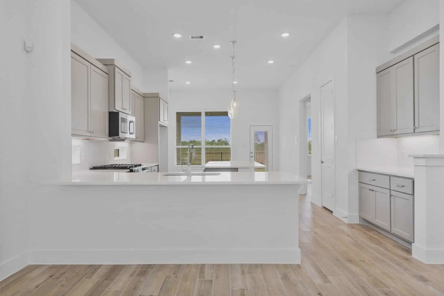 Representative furnished interior of a home built from the Durango by Chesmar Homes in Sienna 45', Missouri City (Image 6).