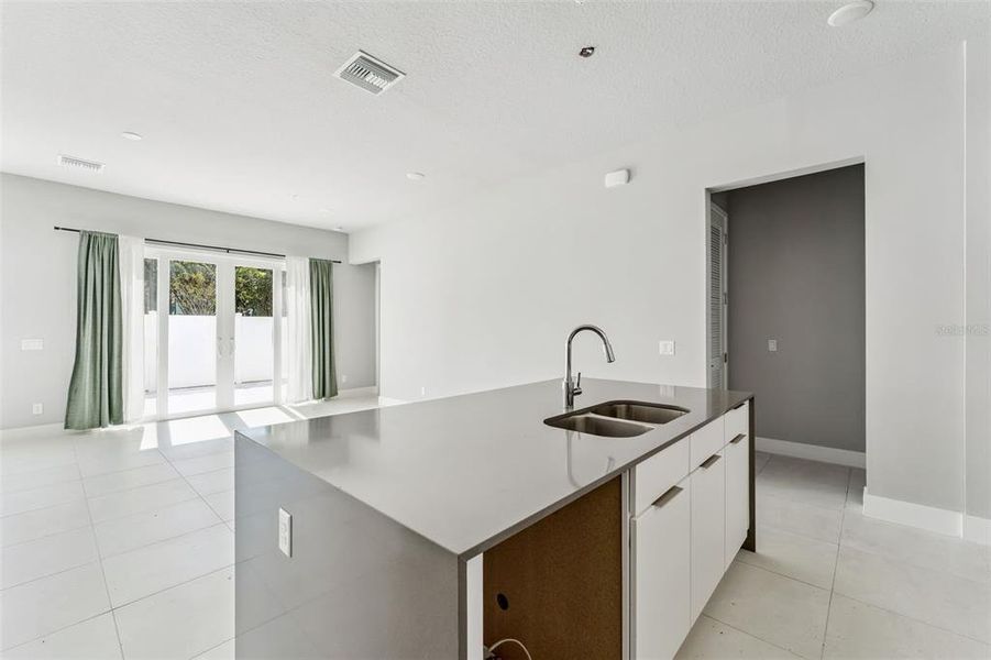 Furnished interior view inside a new home in , Kissimmee (Image 10).