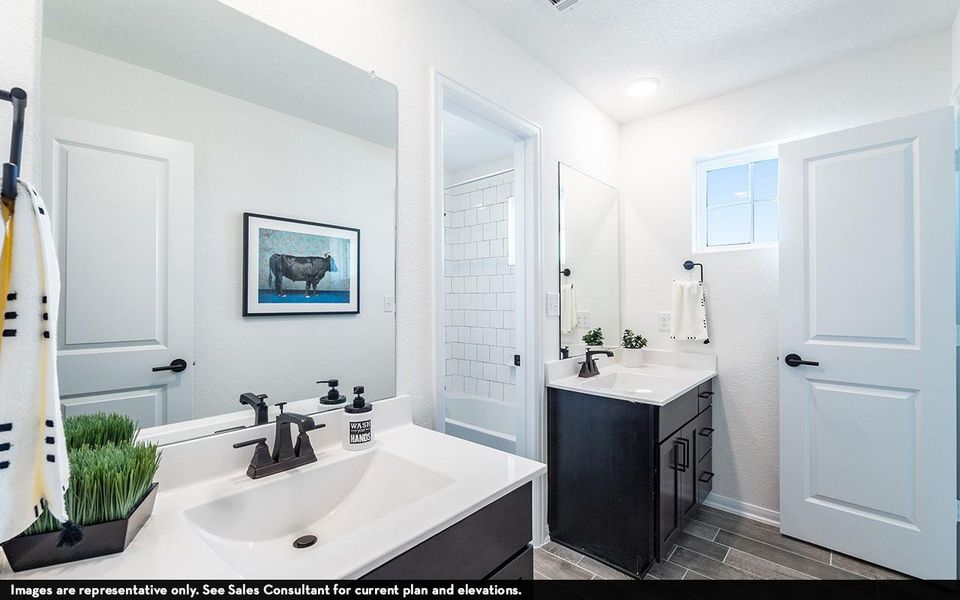 Image 13 of a home in Mulberry Farms.