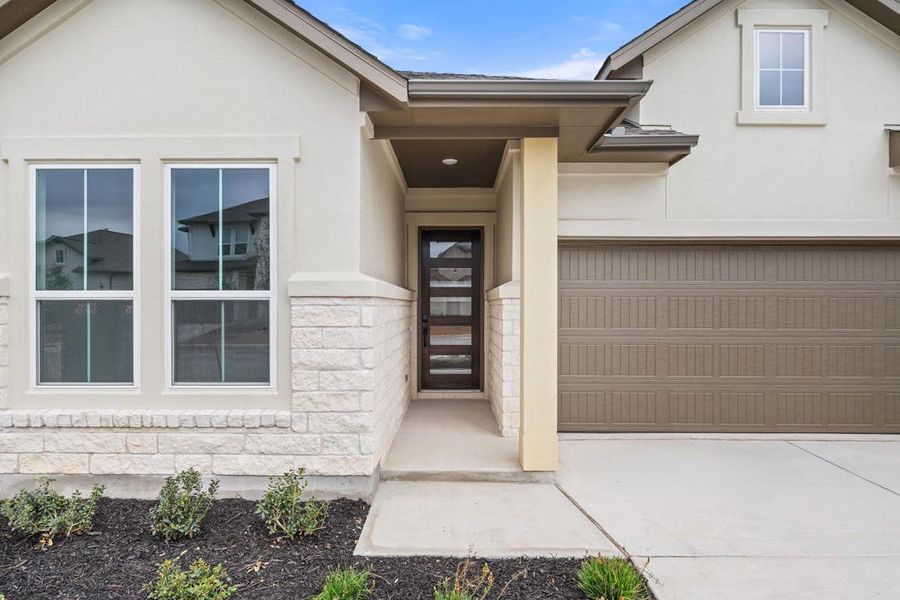 Exterior details and patio area of a home in Park Central, Georgetown (Image 4).