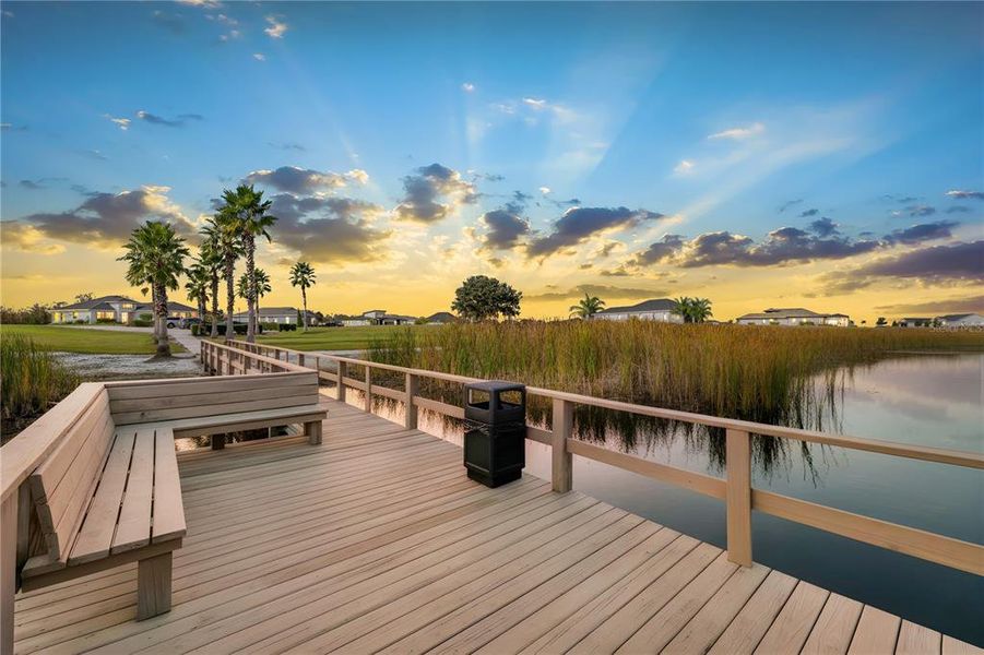 Community amenities in , Auburndale (Image 38).