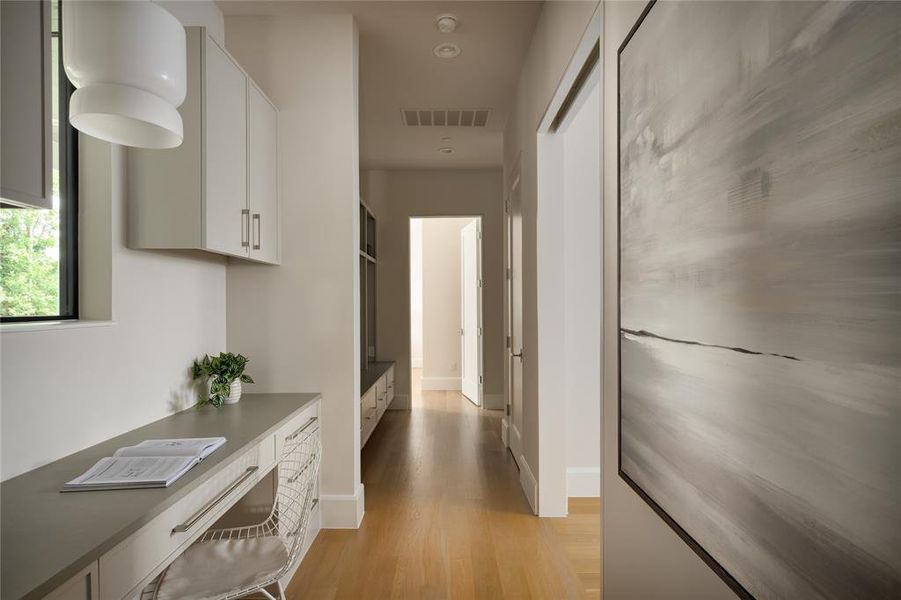 Furnished interior view inside a new home in , Dallas (Image 30). Furnished interior view inside a new home in , Dallas (Image 30).