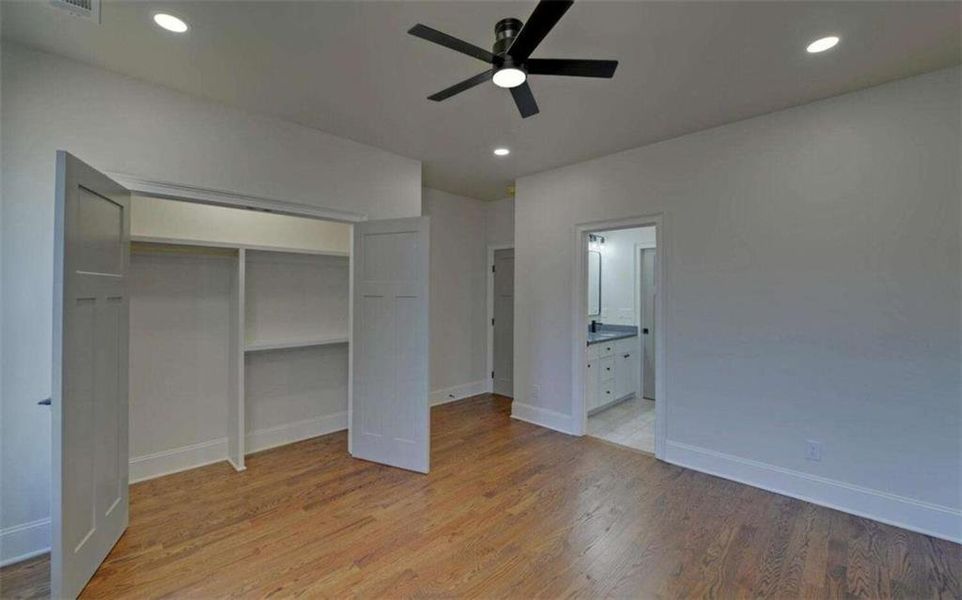 Spacious, unfurnished interior of a new home in , Clarkesville (Image 44).