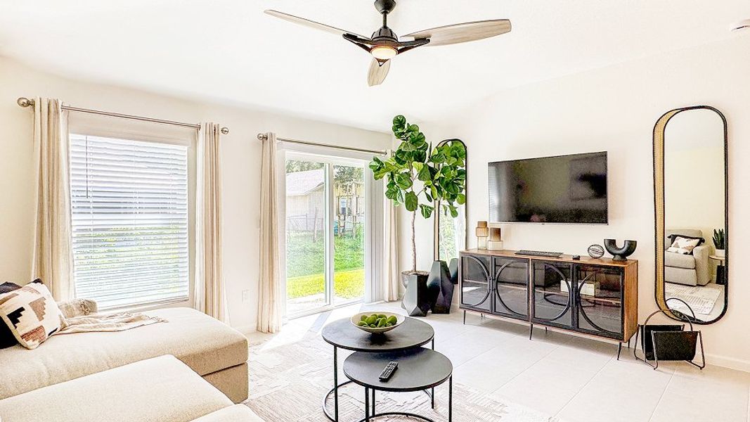 Florida Core L007 Delano Family 3of3 F1 Base2 10 31 25