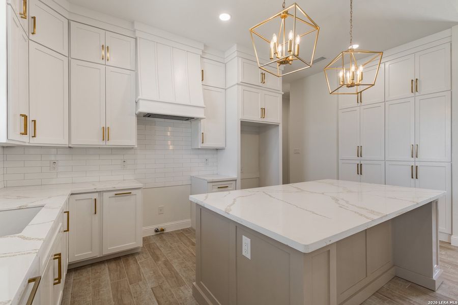 Furnished interior view inside a new home in , Eagle Pass (Image 10).
