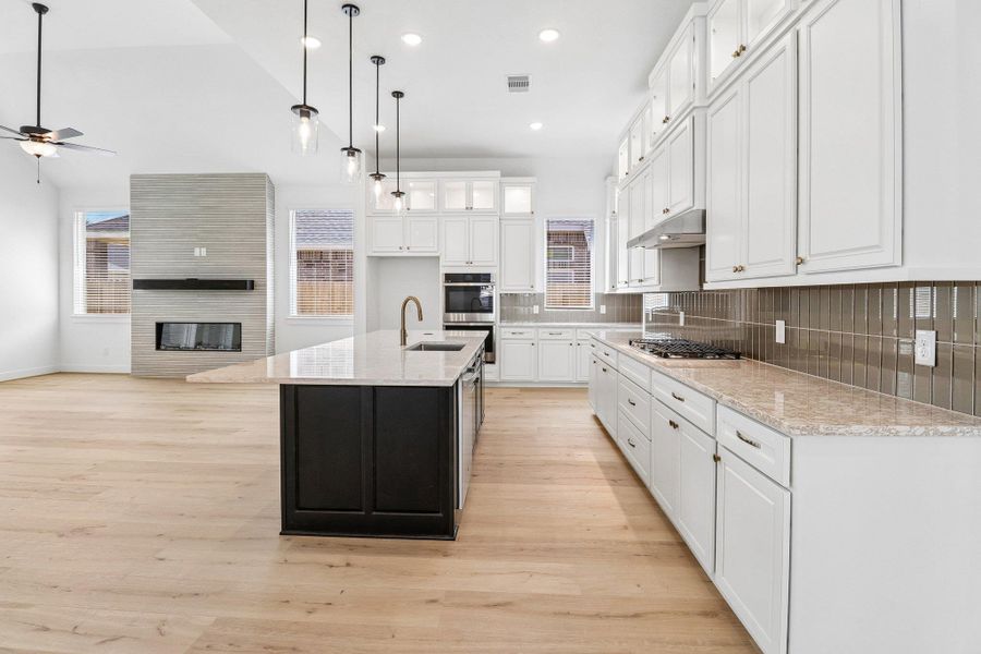 REPRESENTATIVE OF FLOOR PLAN ONLY