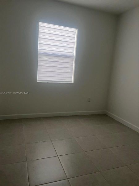 Spacious, unfurnished interior of a new home in , Miami (Image 16).