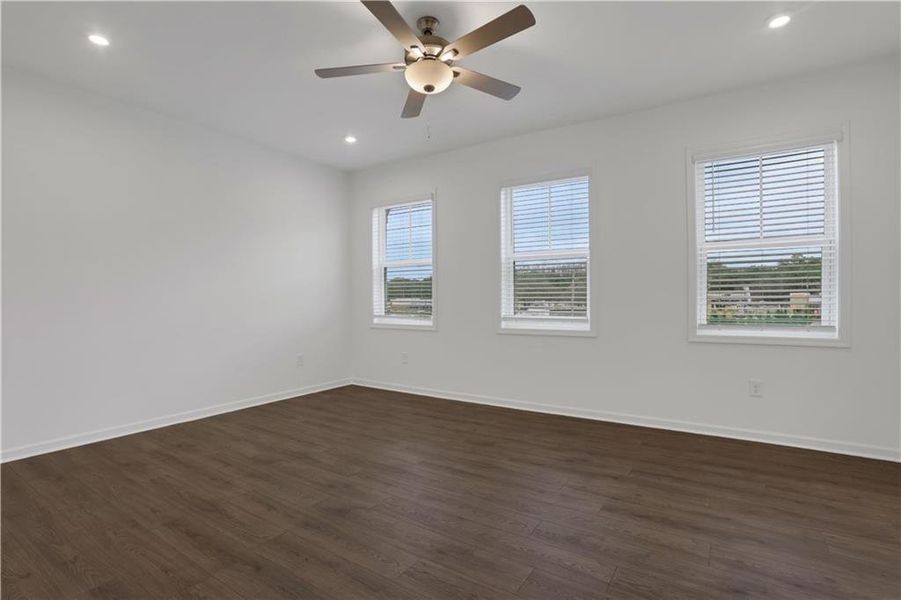 Spacious, unfurnished interior of a new home in Towne Village at Suwanee Dam, Sugar Hill (Image 11). Spacious, unfurnished interior of a new home in Towne Village at Suwanee Dam, Sugar Hill (Image 11).