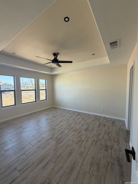 Spacious, unfurnished interior of a new home in , Eagle Pass (Image 14). Spacious, unfurnished interior of a new home in , Eagle Pass (Image 14).