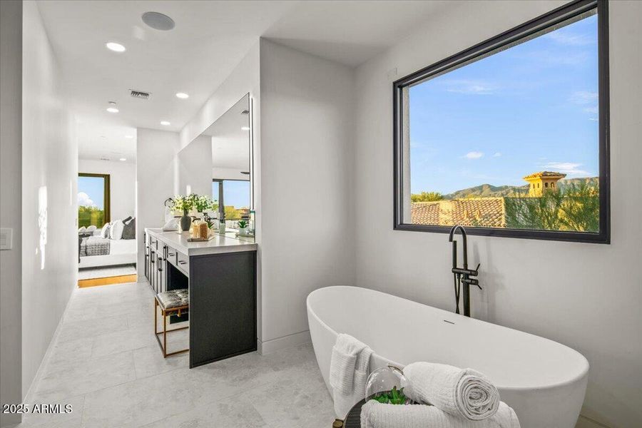 082-Upstairs Bath Views 082-Upstairs Bath Views