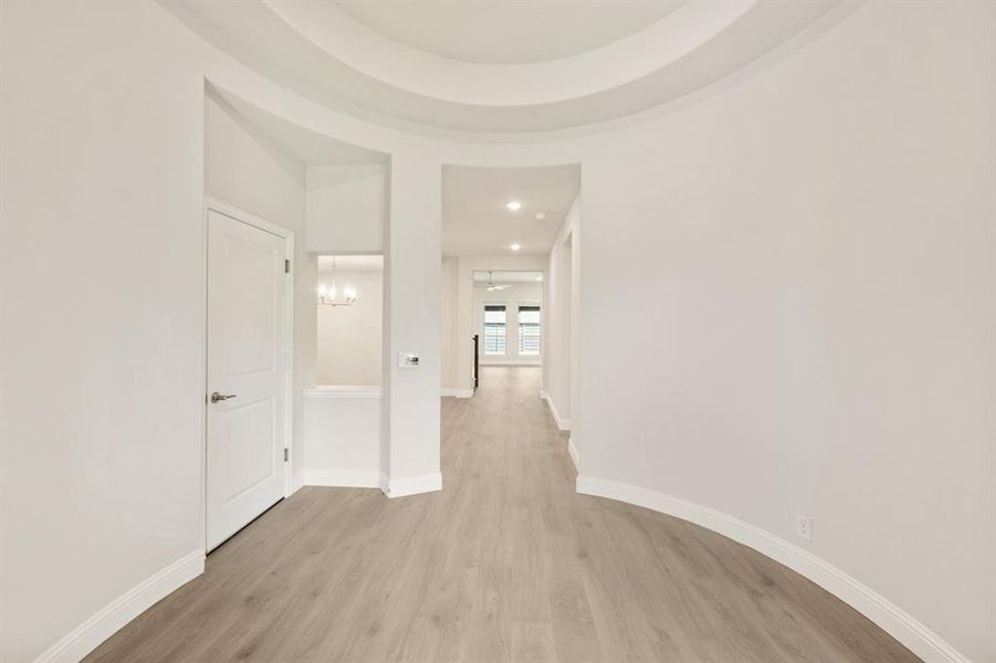 Spacious, unfurnished interior of a new home in Union Park Classic 60, Little Elm (Image 28). Spacious, unfurnished interior of a new home in Union Park Classic 60, Little Elm (Image 28).