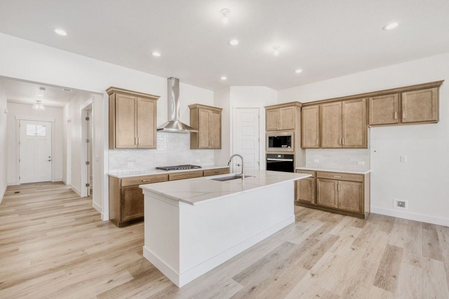 8006 Pennydale - Kitchen 8006 Pennydale - Kitchen