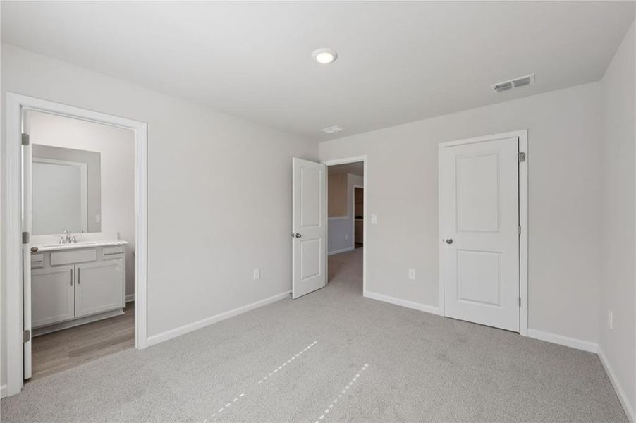 Spacious, unfurnished interior of a new home in Parkside at Grayson, Grayson (Image 19).