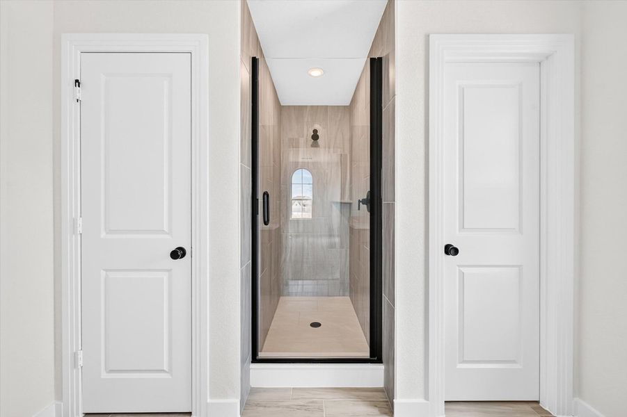 Flex Gen Suite Bathroom
