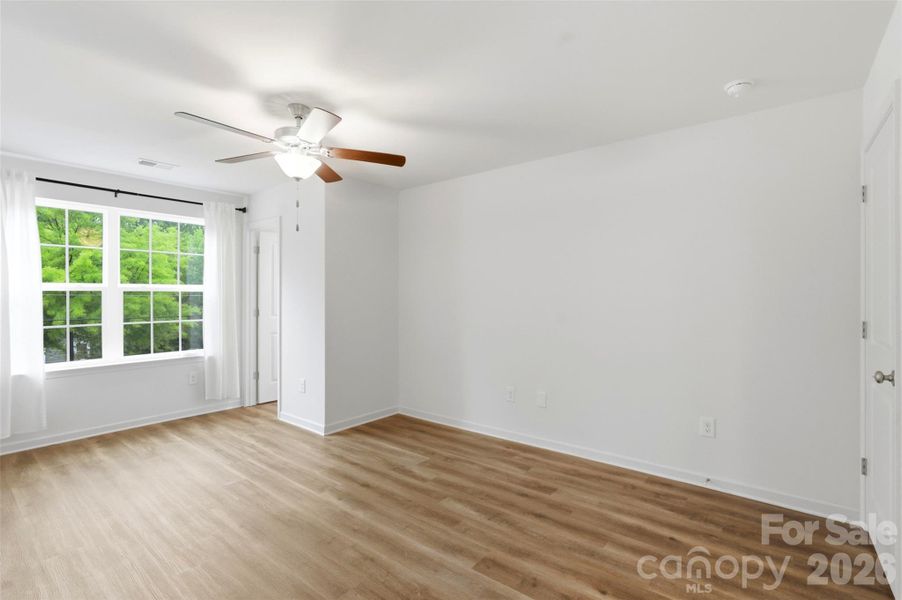 Spacious, unfurnished interior of a new home in , Charlotte (Image 22).