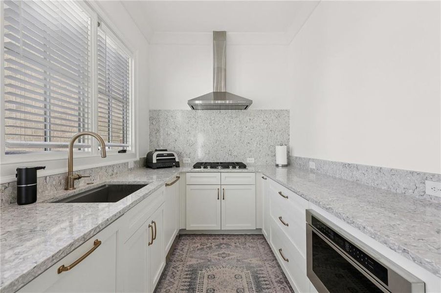 Furnished interior view inside a new home in , Suwanee (Image 53).