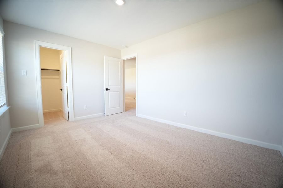 Spacious, unfurnished interior of a new home in Wedgewood Forest, Conroe (Image 11). Spacious, unfurnished interior of a new home in Wedgewood Forest, Conroe (Image 11).
