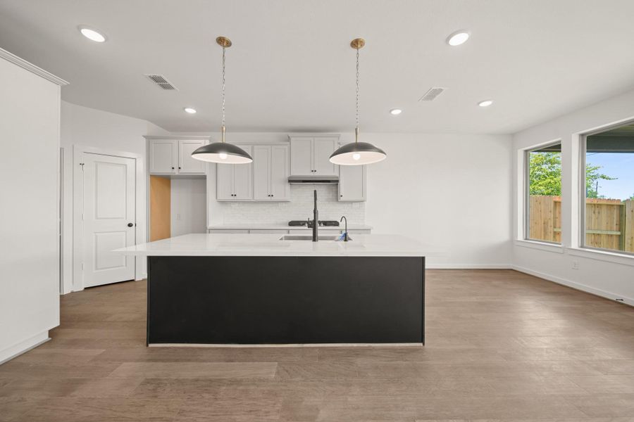 Furnished interior view inside a new home in Sienna Village of Anderson Springs 50', Missouri City (Image 4). Furnished interior view inside a new home in Sienna Village of Anderson Springs 50', Missouri City (Image 4).