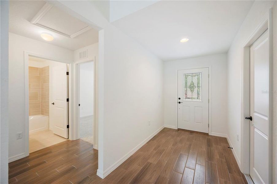 Spacious, unfurnished interior of a new home in , Frostproof (Image 22). Spacious, unfurnished interior of a new home in , Frostproof (Image 22).