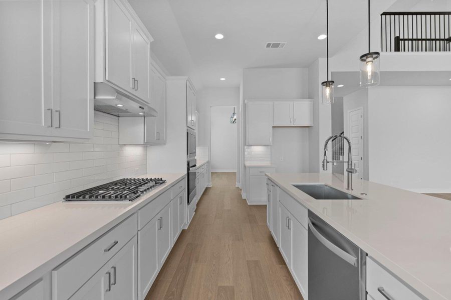 Stunning finishes in Light & Bright Kitchen Stunning finishes in Light & Bright Kitchen