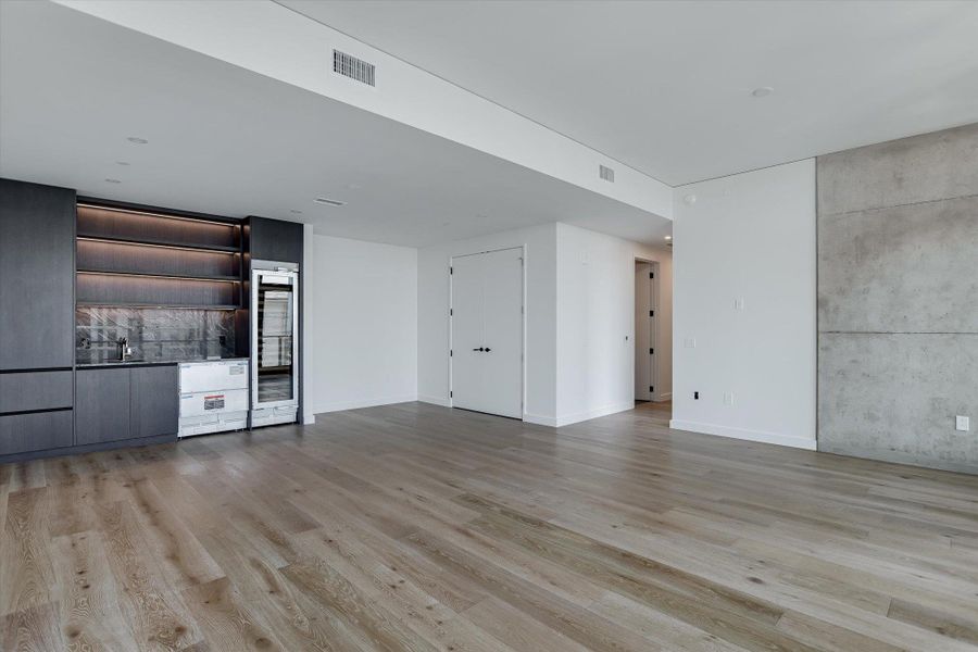 Spacious, unfurnished interior of a new home in The Modern Austin Residences, Austin (Image 24).