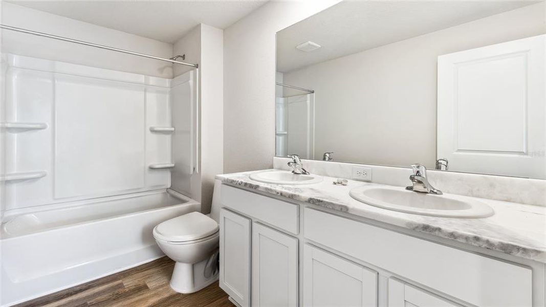 Furnished interior view inside a new home in Star Farms at Lakewood Ranch, Lakewood Ranch (Image 22).