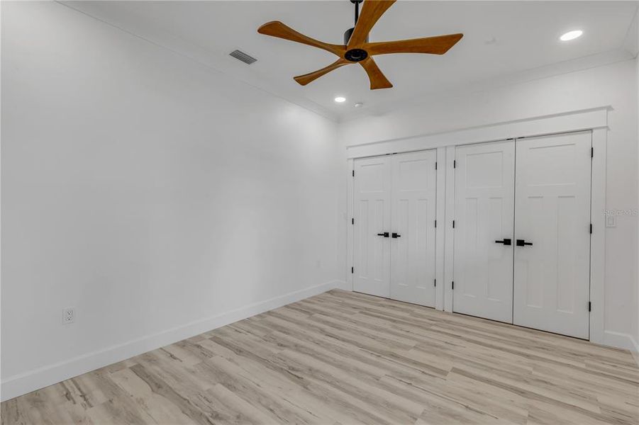 Spacious, unfurnished interior of a new home in , New Smyrna Beach (Image 79).