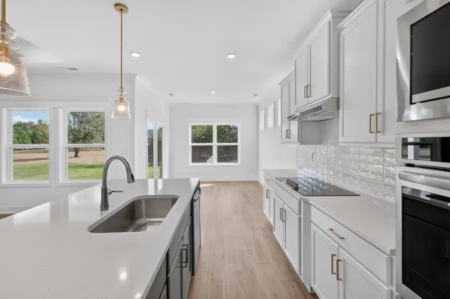*Photo of example home. Selections & finishes may vary.