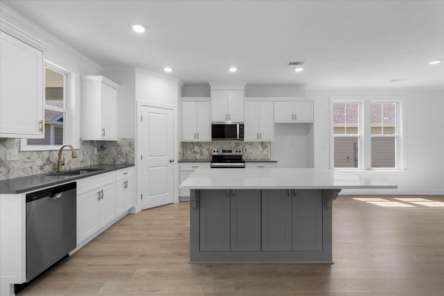 Furnished interior view inside a new home in Tillery Park, Grovetown (Image 10).