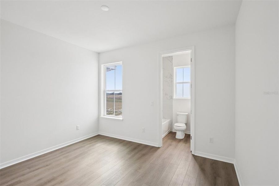 Spacious, unfurnished interior of a new home in , San Antonio (Image 34).