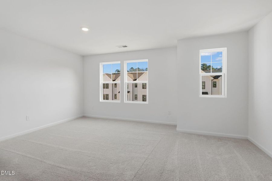 SUN_ElmGrove_Pic_Jackson_QMI_23_Bed3_1of SUN_ElmGrove_Pic_Jackson_QMI_23_Bed3_1of