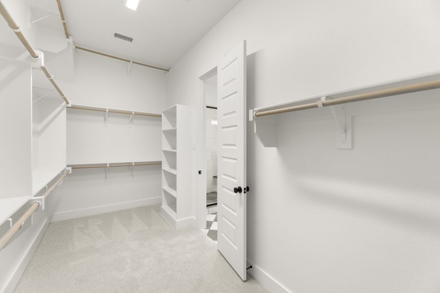Spacious, unfurnished interior of a new home in Providence Cove, McKinney (Image 24).