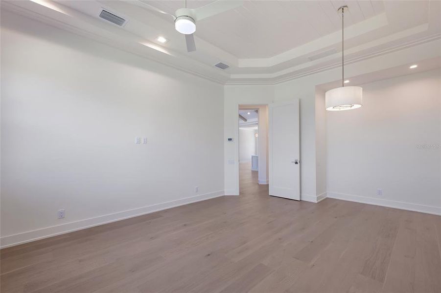 Spacious, unfurnished interior of a new home in Wild Blue at Waterside, Sarasota (Image 21). Spacious, unfurnished interior of a new home in Wild Blue at Waterside, Sarasota (Image 21).