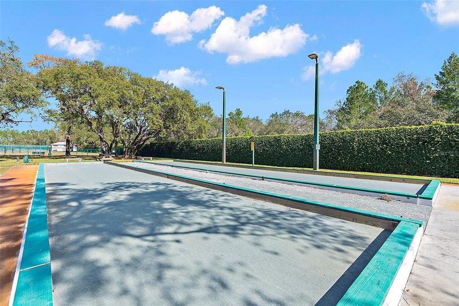 Community amenities in , Weeki Wachee (Image 74).