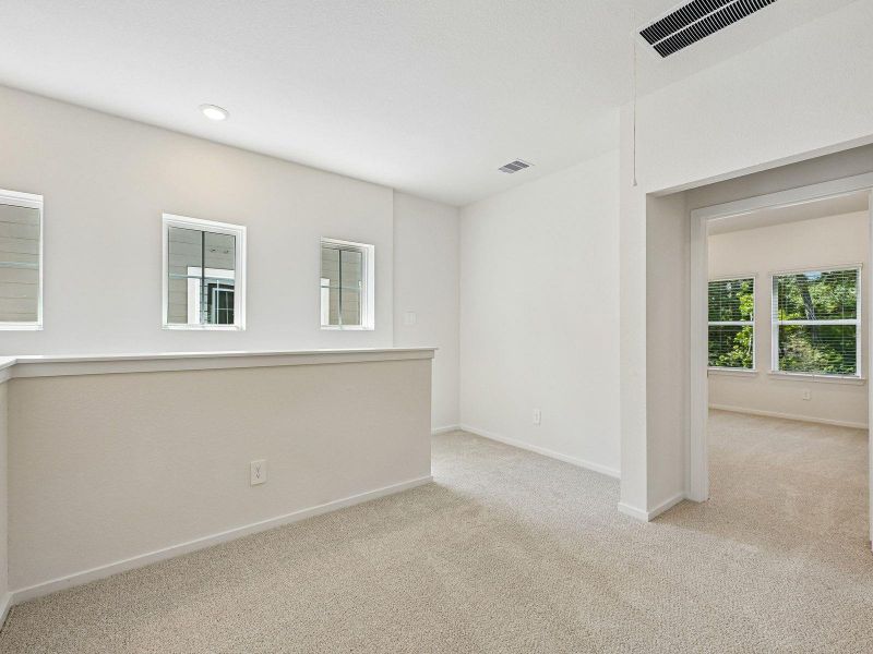 Spacious, unfurnished interior of a new home in Pinewood Trails - City Series, Atascocita (Image 24).