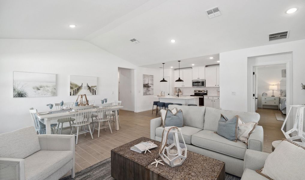 Open floorplan with vaulted ceilings