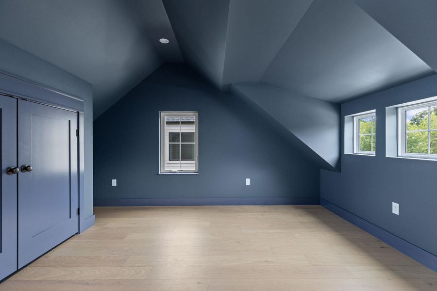 Spacious, unfurnished interior of a new home in , Austin (Image 24).