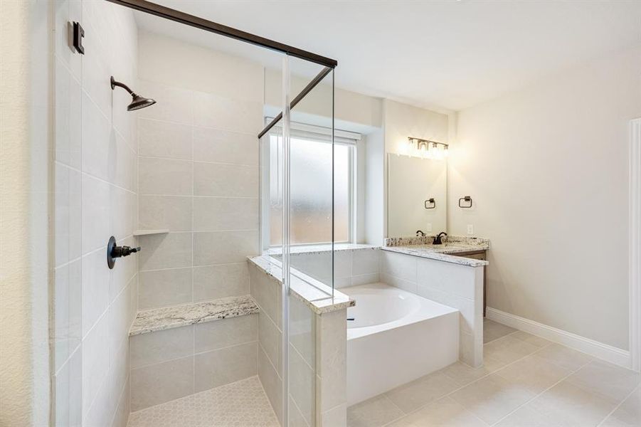 Furnished interior view inside a new home in Liberty, Melissa (Image 9).