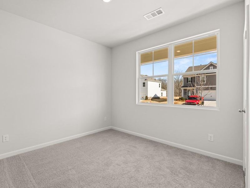 Spacious, unfurnished interior of a new home in Northwoods at Mirror Lake, Villa Rica (Image 14).