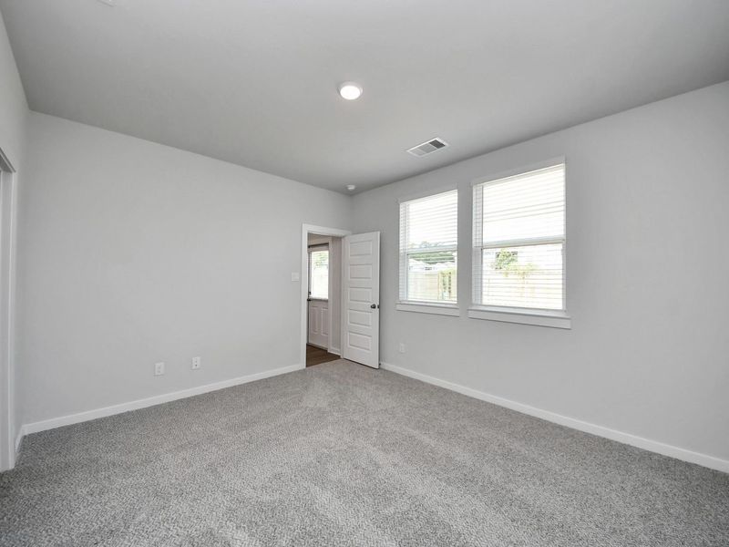 Spacious, unfurnished interior of a new home in Robins Landing, Houston (Image 31). Spacious, unfurnished interior of a new home in Robins Landing, Houston (Image 31).