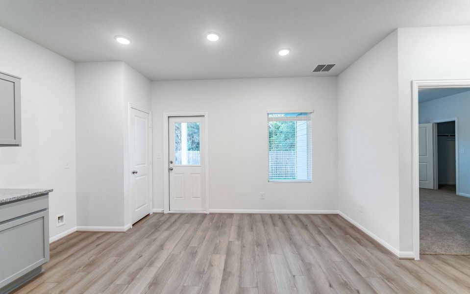 Spacious, unfurnished interior of a new home in Grande Estates, Bertram (Image 13). Spacious, unfurnished interior of a new home in Grande Estates, Bertram (Image 13).