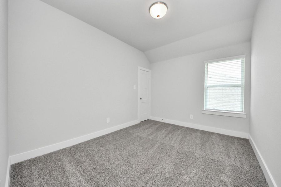 Spacious, unfurnished interior of a new home in Laurel Landing: Landmark Collection, Alvin (Image 24).