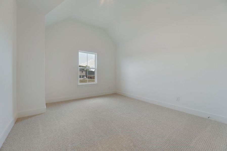 Spacious, unfurnished interior of a new home in Solterra Texas, Mesquite (Image 26).