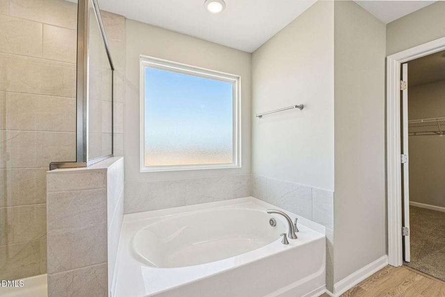 28-web-or-mls-Raleigh - Watkins Glen - 3 28-web-or-mls-Raleigh - Watkins Glen - 3