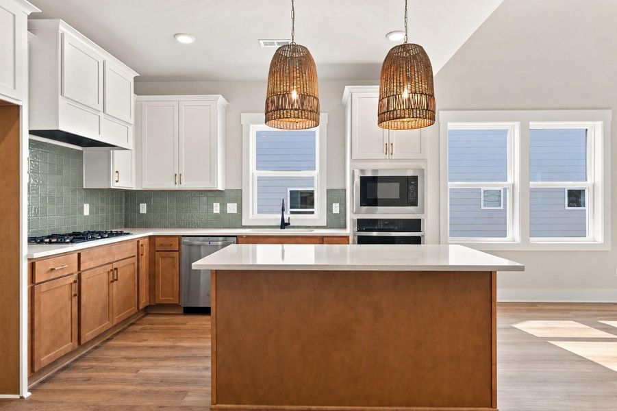 Furnished interior view inside a new home in Allen Park, Raleigh (Image 9).