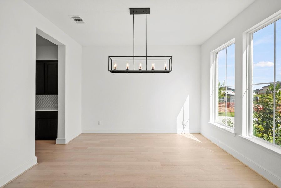 Spacious, unfurnished interior of a new home in Dunham Pointe, Cypress (Image 21).