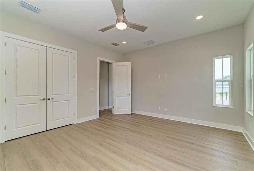 Spacious, unfurnished interior of a new home in Barrington Preserve, Parrish (Image 59).